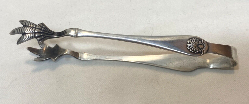 Antique Claw SUGAR CUBE TONGS BY ROGERS BROS Silver-Plated SHELL PATTERN